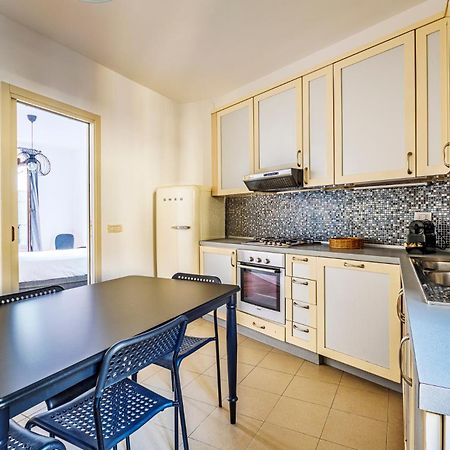 Elegant 2 Bedrooms Apartments Near Duomo Milánó Kültér fotó