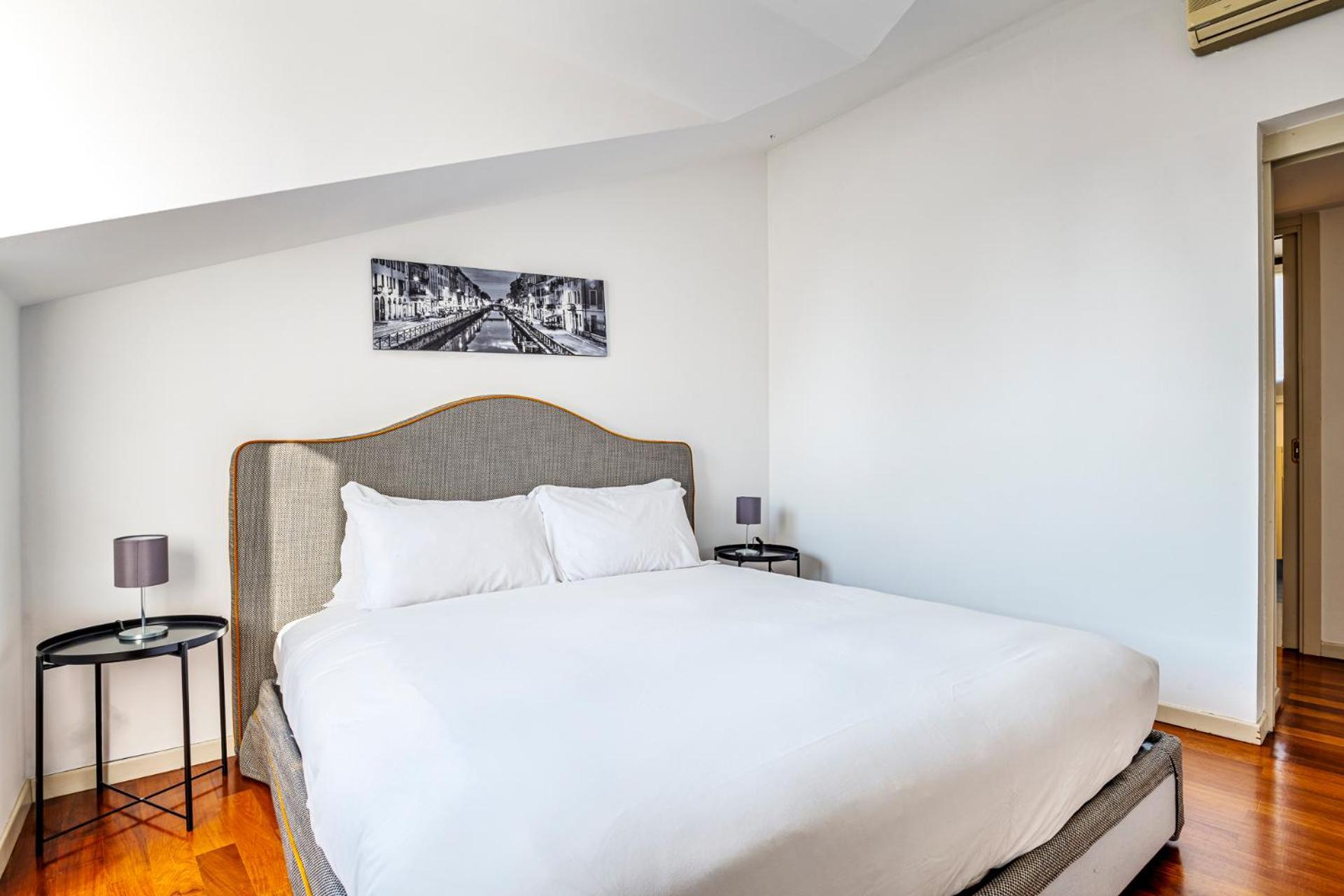 Elegant 2 Bedrooms Apartments Near Duomo Milánó Kültér fotó